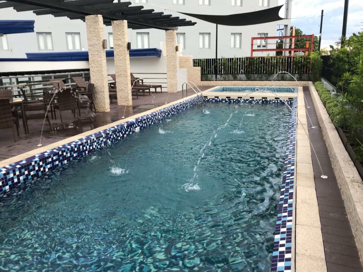 Blue Lotus Hotel Davao Zewnętrze zdjęcie