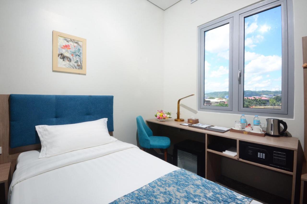 Blue Lotus Hotel Davao Zewnętrze zdjęcie